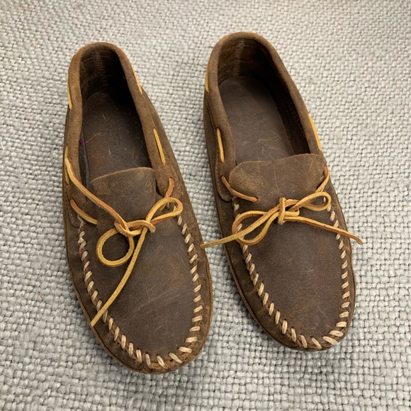 minnetonka men's moccasins
